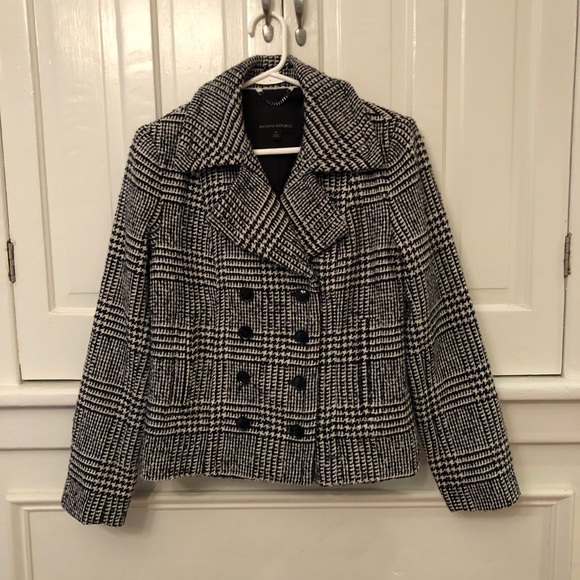 Banana Republic Jackets & Blazers - Banana Republic Houndstooth Pea Coat